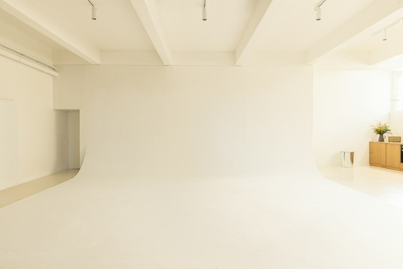 Example image: Rent it yourself